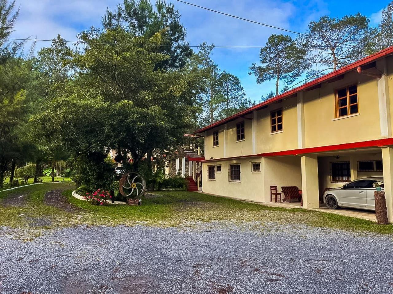 Hotel Xucaneb Cobán Exterior photo